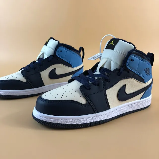 Nike Air Jordan 1 High Black White Orange Basketball Shoes 18