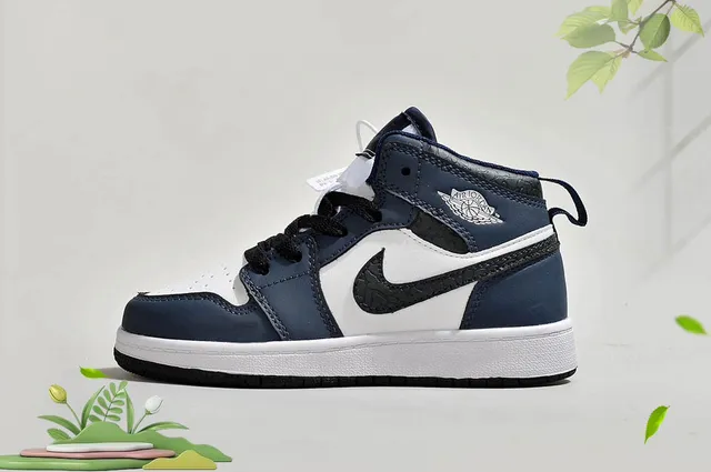 Nike Air Jordan 1 High Teal and White Basketball Shoes 3