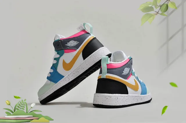 Nike Air Jordan 1 High Teal and White Basketball Shoes 19