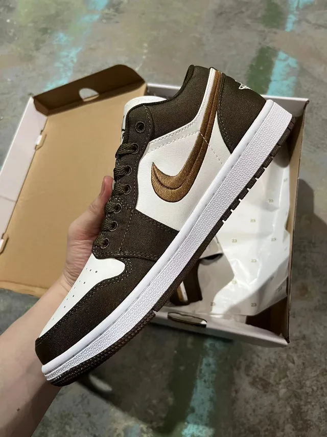 Nike Air Jordan 1 Low White Brown Metallic Gold Lifestyle Sneakers 3