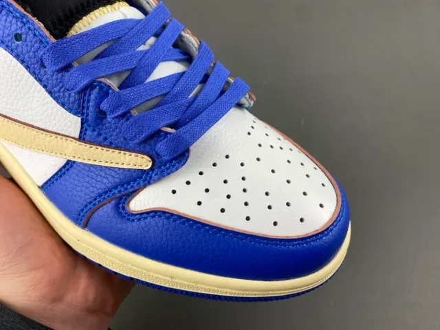 Nike Air Jordan 1 Travis Scott Collaboration Chaussures Lifestyle Bleu Blanc Crème 2