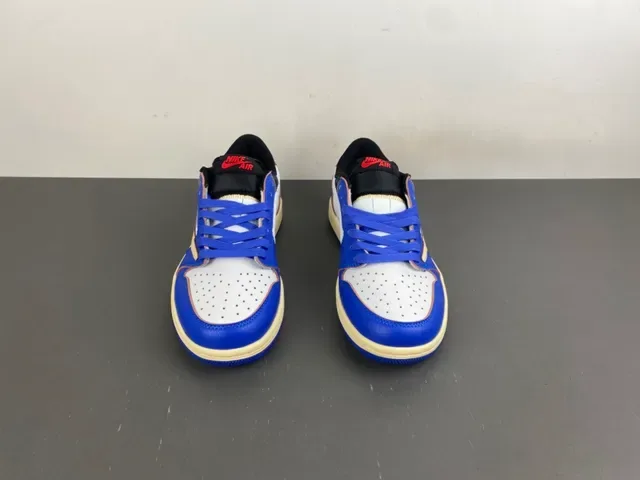 Nike Air Jordan 1 Travis Scott Collaboration Chaussures Lifestyle Bleu Blanc Crème 12