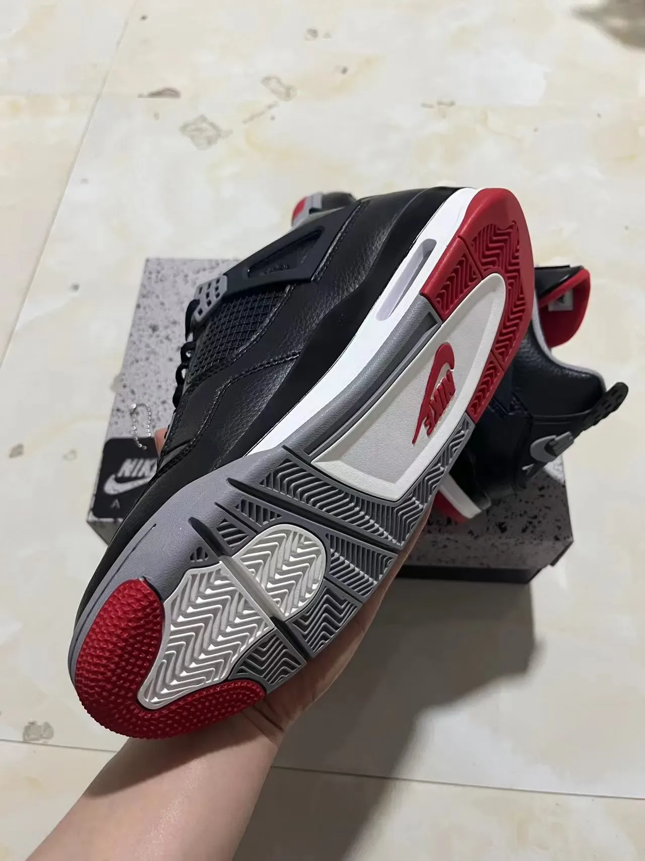 Nike Air Jordan 4 Black Red Gray Chaussures de Basketball 6