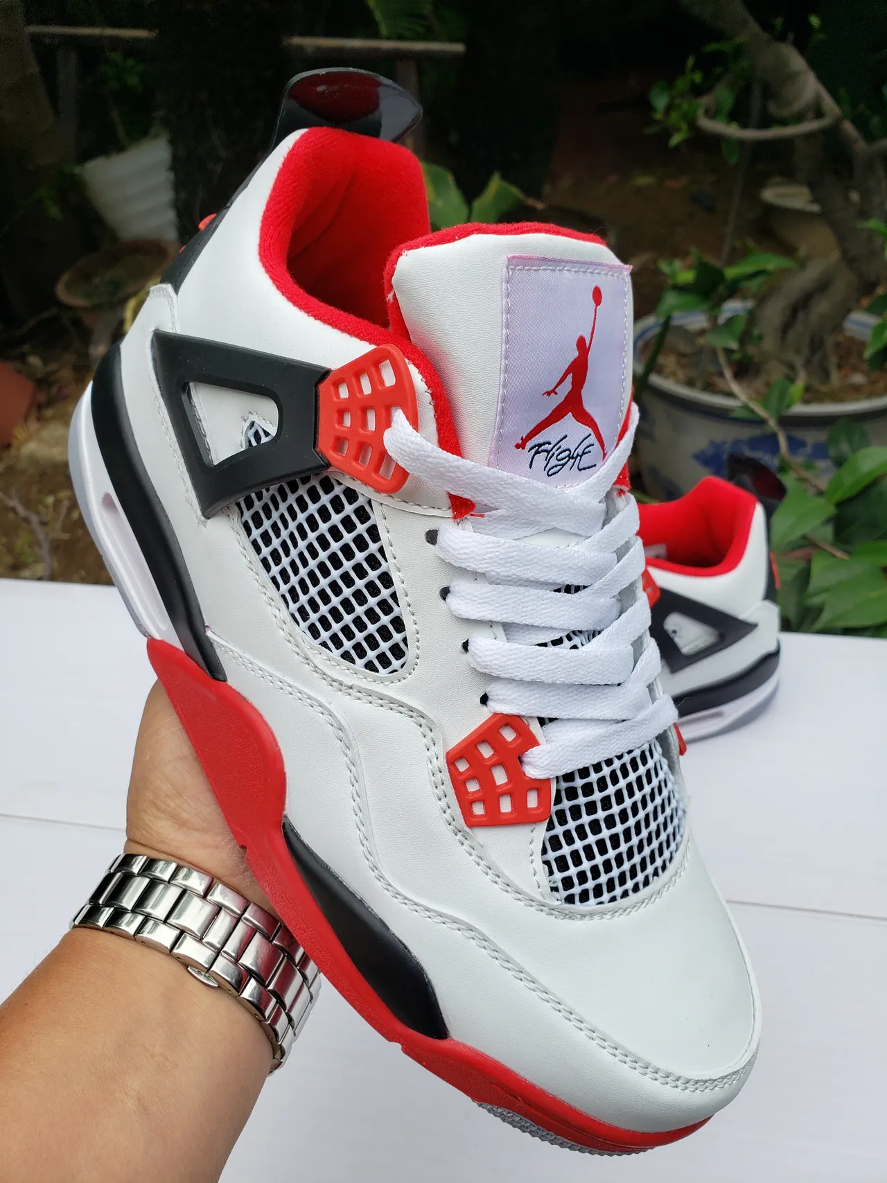 Nike Air Jordan 4 Blanc Rouge Noir Chaussures de Basketball 2