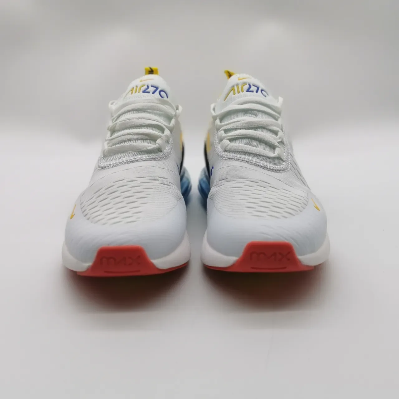 Nike Air Max 270 Branco Amarelo Azul Gradiente Tênis Lifestyle 2