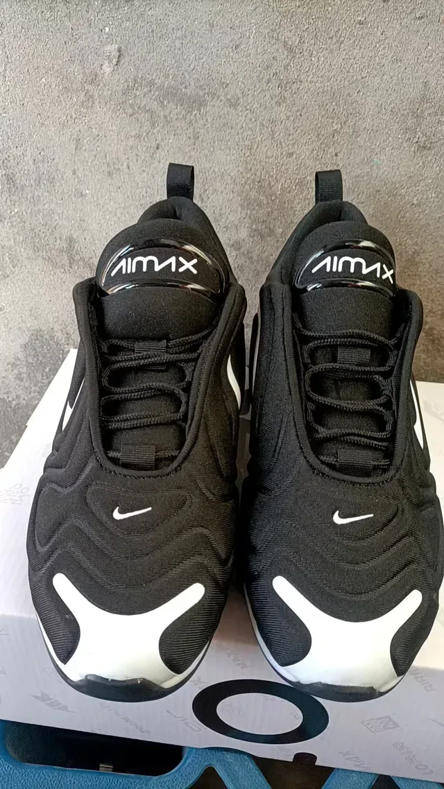 Nike Air Max 720 Black and White Lifestyle Sneakers 2