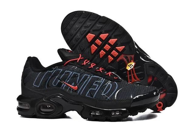 Nike Air Max Plus Gradient Purple Wave Lifestyle Sneakers 11