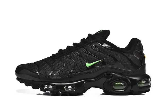 Nike Air Max Plus Gradient Purple Wave Lifestyle Sneakers 21