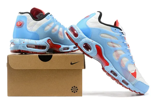 Nike Air Max Plus Light Blue Red Splatter Lifestyle Sneakers 6
