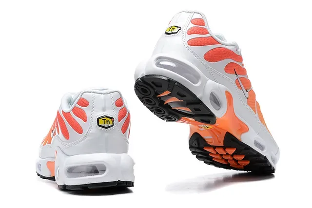 Nike Air Max Plus Orange Wave Lifestyle Sneakers 2