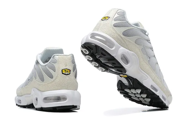 Nike Air Max Plus White Beige Lifestyle Sneakers 2