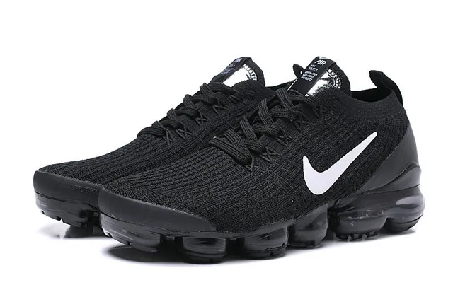 Nike Air VaporMax noir et blanc chaussures de running 6