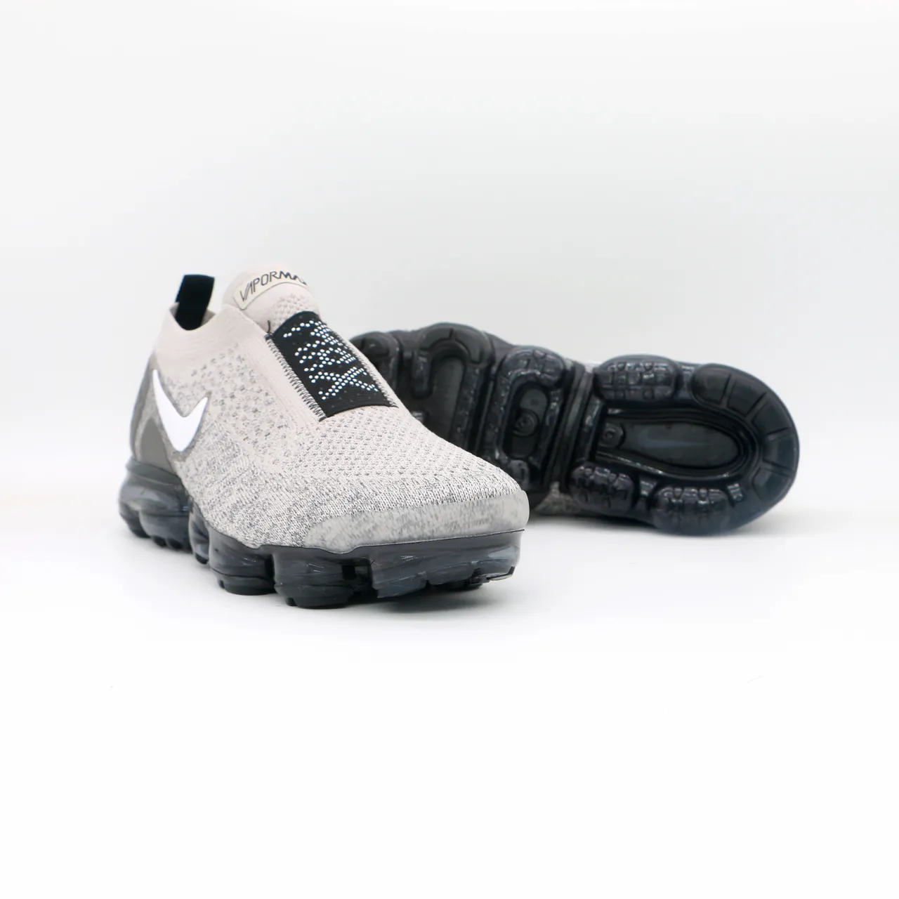 Nike Air VaporMax Flyknit Slip-On Lifestyle Sneakers 2