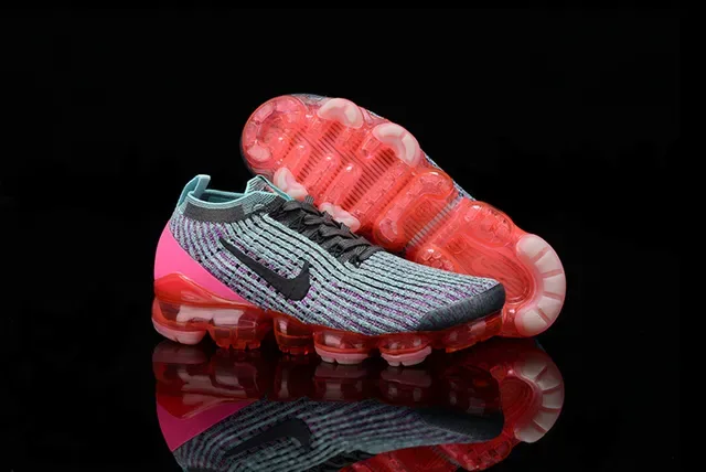 Nike Air VaporMax Multicolor Flyknit Lifestyle Sneakers 11