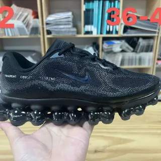 Nike Air VaporMax Plus Fragment Concept Testing zapatos de correr negros