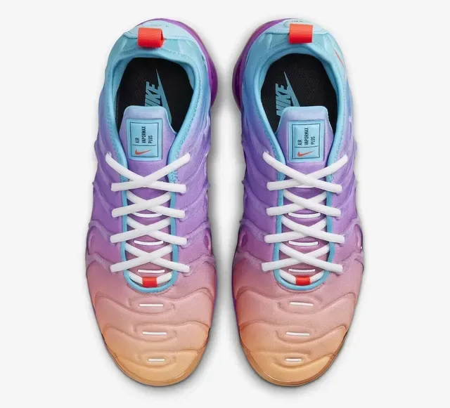 Nike Air VaporMax Plus Gradient Purple Blue Lifestyle Sneakers 5