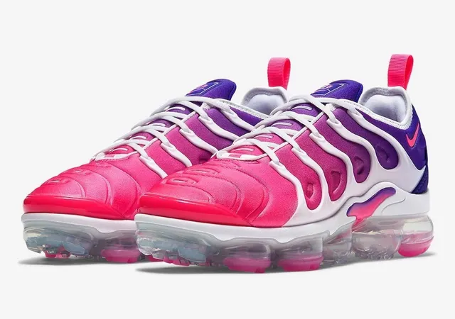 Nike Air VaporMax Plus Pink Purple Wave Lifestyle Sneakers 4