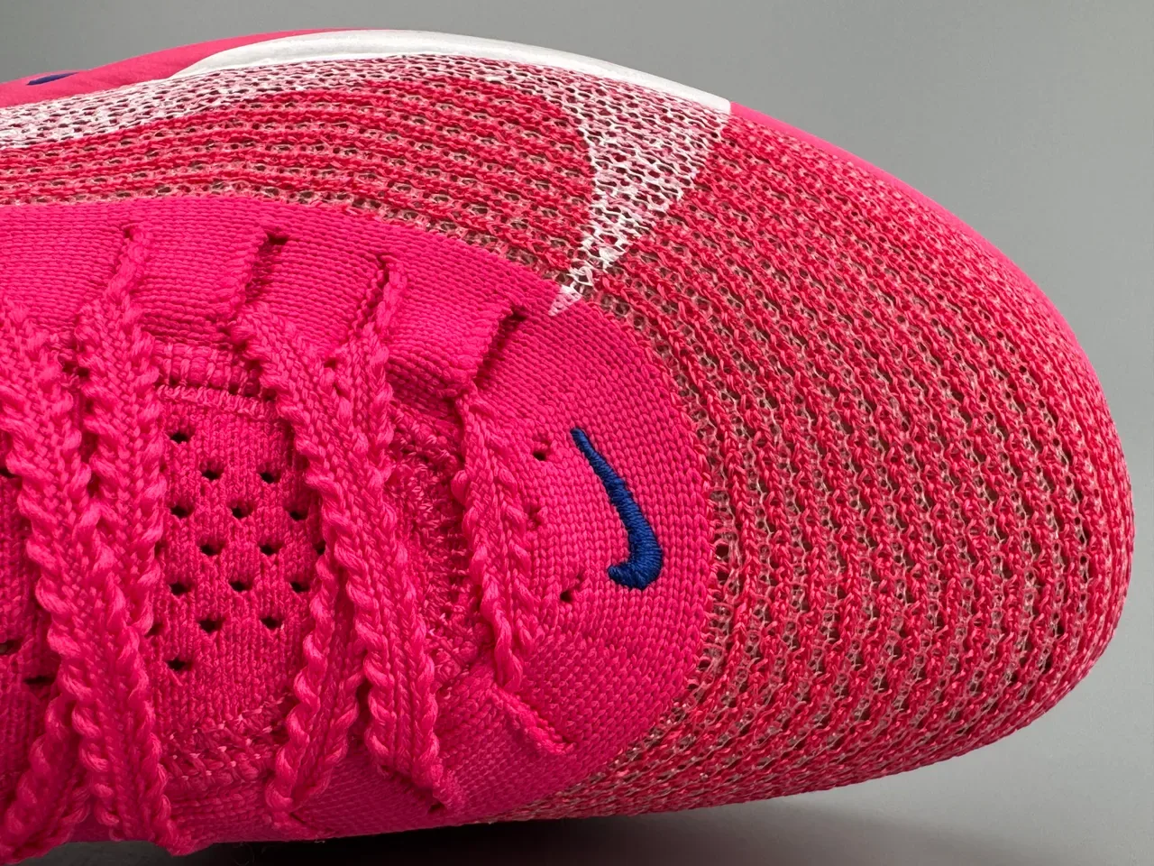 Nike Air Zoom Alphafly Tênis de Corrida Rosa Azul Superior em Malha Unidade Visível 6