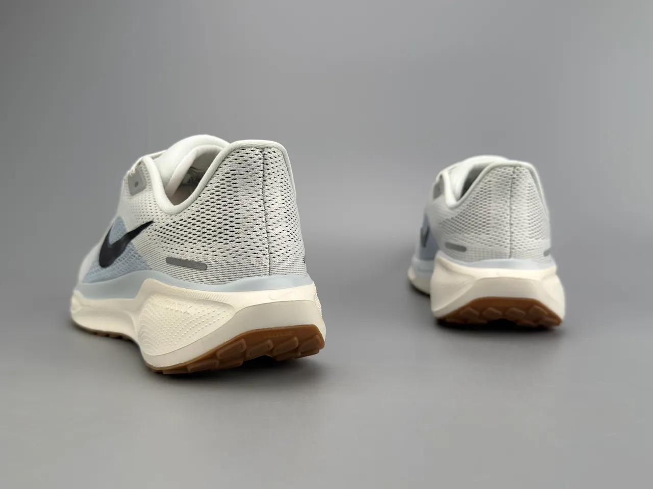 Nike Air Zoom Pegasus Off-White Black Running Shoes 4