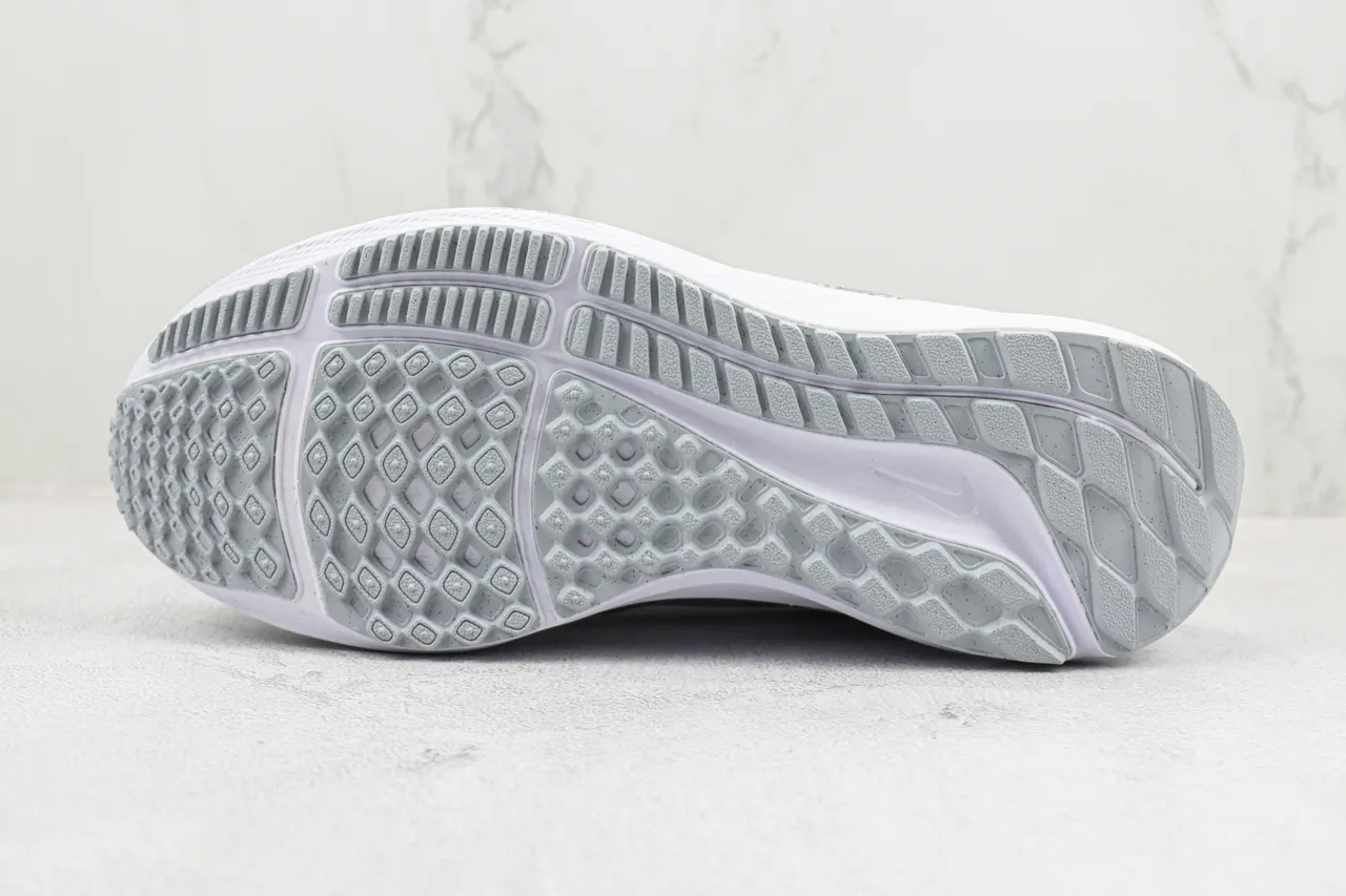 Nike Air Zoom Pegasus Blanc Argent respirant maillage ingénierie supérieure overlay métallique Swoosh chaussures de course 8
