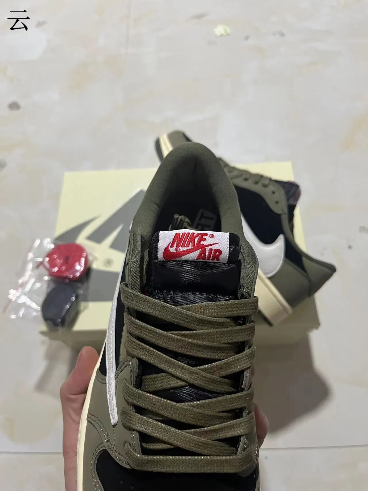 Nike Army Green Black Low-Top Mixed-Material Upper Lifestyle Sneakers 4