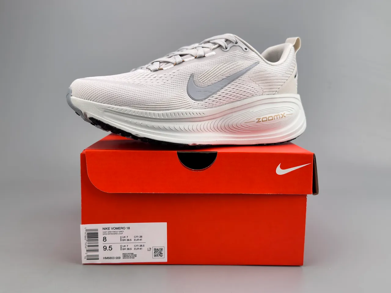 Nike Beige Gray Engineered Knit Upper Wave-Patterned ZoomX Midsole Running Shoes 2