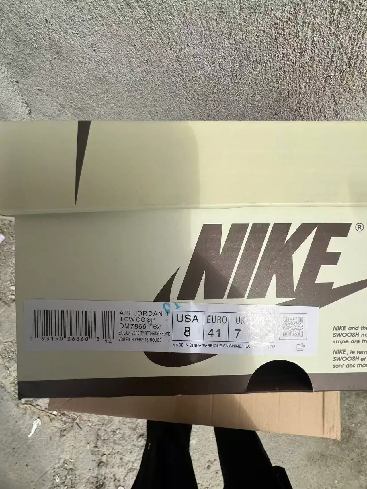 Nike Beige Gray Low-Top Silhouette Layered Leather And Synthetic Panels Lifestyle Sneakers 10