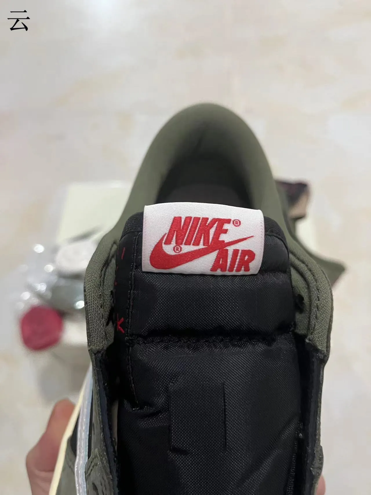 Nike Black Army Green Low-Top Mixed-Material Upper Lifestyle Sneakers 4