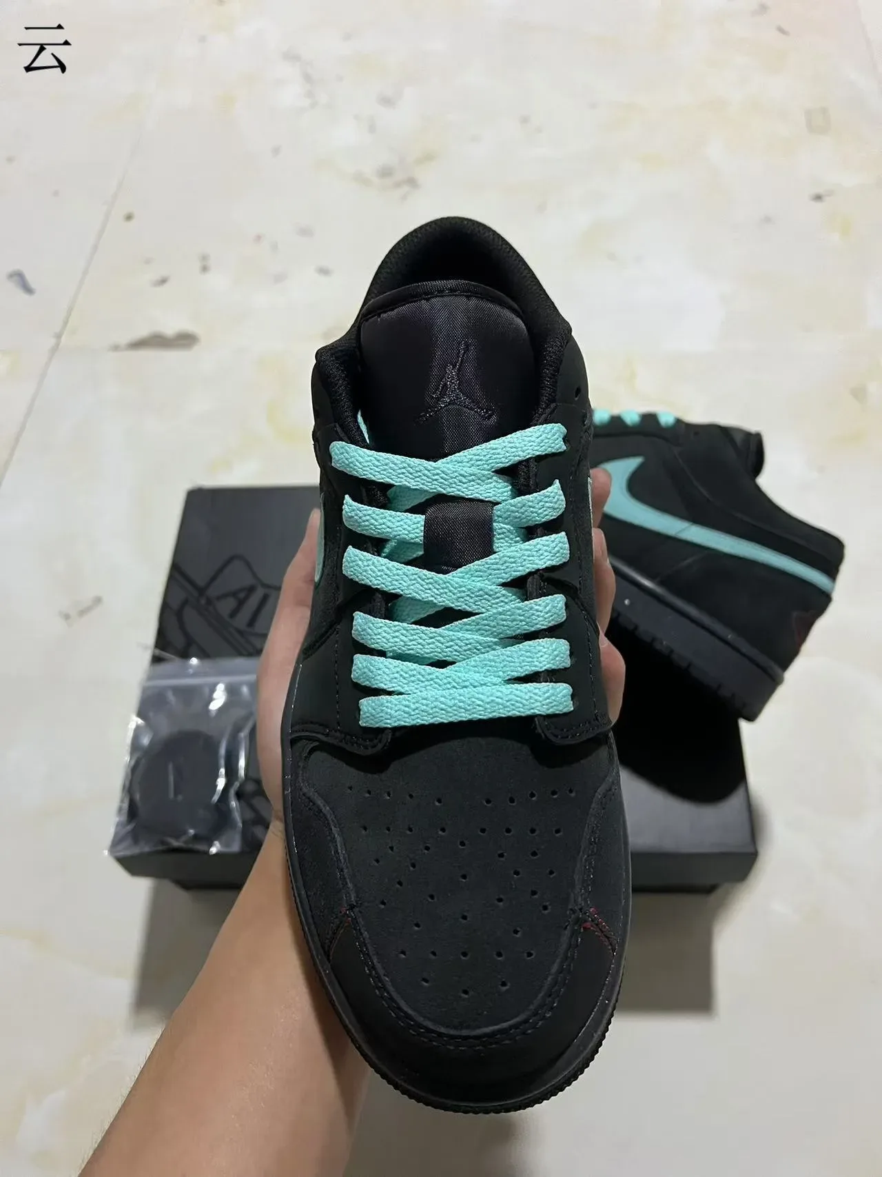 Nike Zapatillas Lifestyle Negro y Azul Low-Top de Ante 3