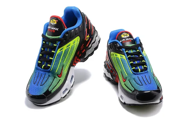 Nike Black Multicolor Layered Synthetic Cage Gradient Color Blocking Lifestyle Sneakers 21