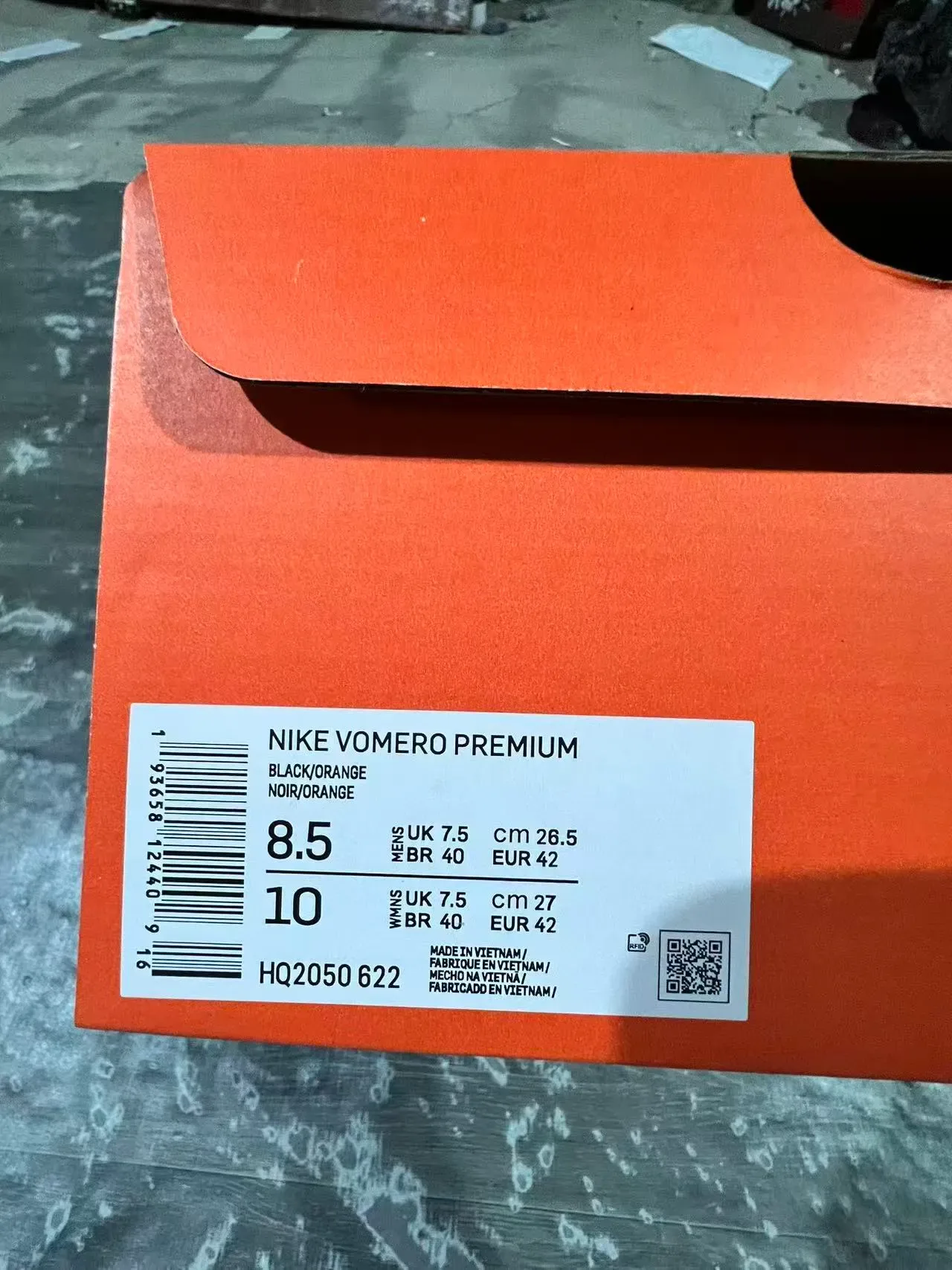 Nike Chaussures Lifestyle Noir et Orange avec upper en tricot Air Zoom exposé 10