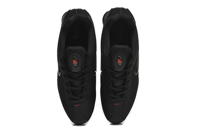 Nike Black Red Knit Upper Exposed Spring Cushioning Running Shoes 3