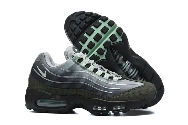 Nike Black Silver Layered Mesh And Synthetic Upper Metallic Panel Lifestyle Sneakers 11