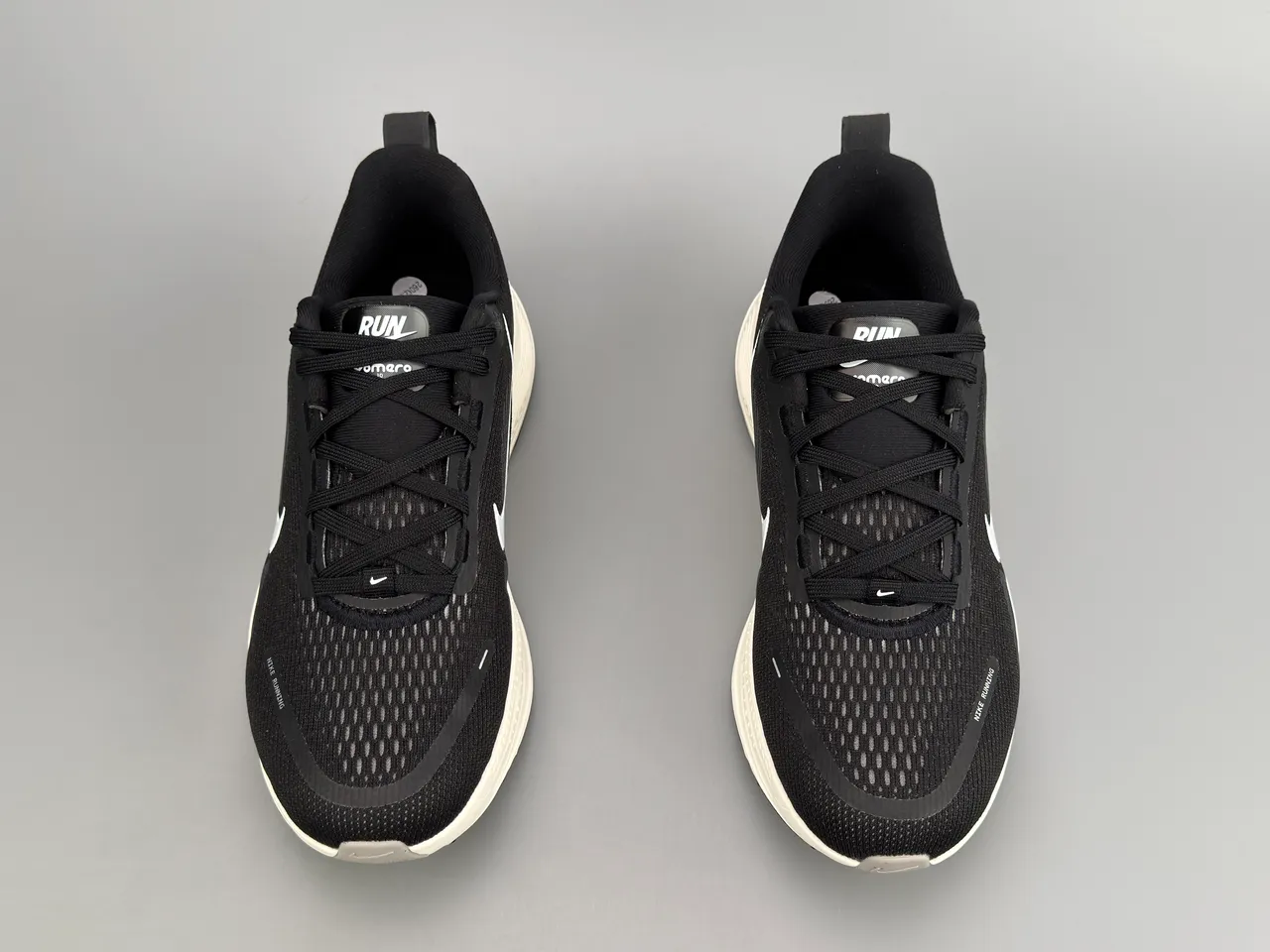 Nike Black White Engineered Mesh Upper Full-Length ZoomX Midsole Running Shoes 9