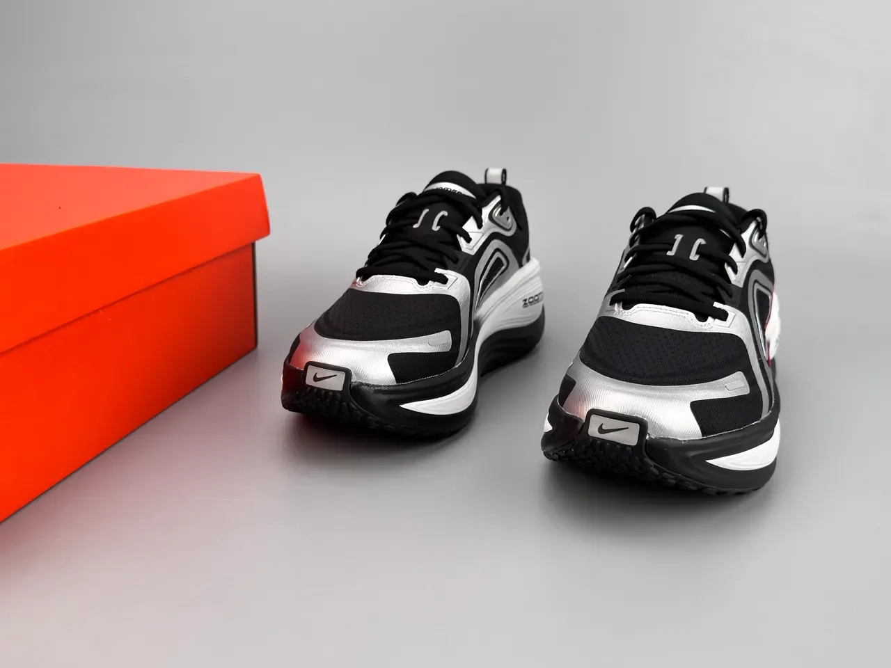 Nike Black White Layered Wave-Shaped Synthetic Cage Open Mesh Upper Sneakers 3