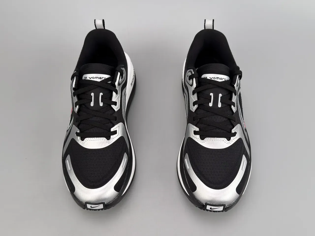 Nike Black White Layered Wave-Shaped Synthetic Cage Open Mesh Upper Sneakers 9