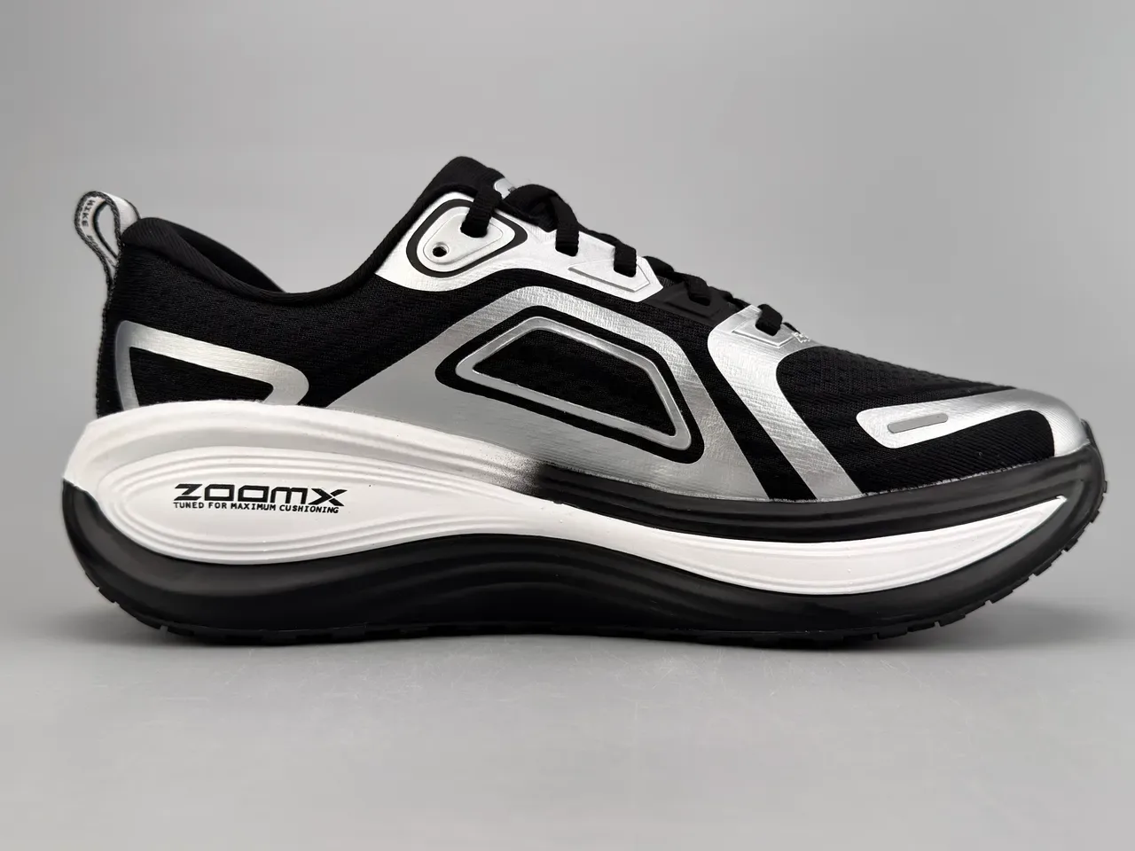 Nike Black White Layered Wave-Shaped Synthetic Cage Open Mesh Upper Sneakers 10