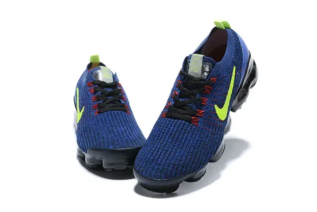 Nike Tênis de corrida com upper de knit azul e verde Air Cushioning visível 5