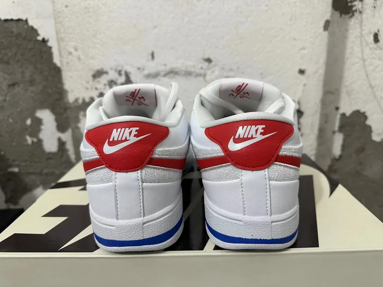 Nike Court Legacy Low White Red Blue Lifestyle Sneakers 3