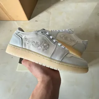Nike Dunk Low Embroidered Floral Light Gray Lifestyle Sneakers