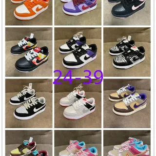 Nike Dunk Low 橙色白色生活方式运动鞋
