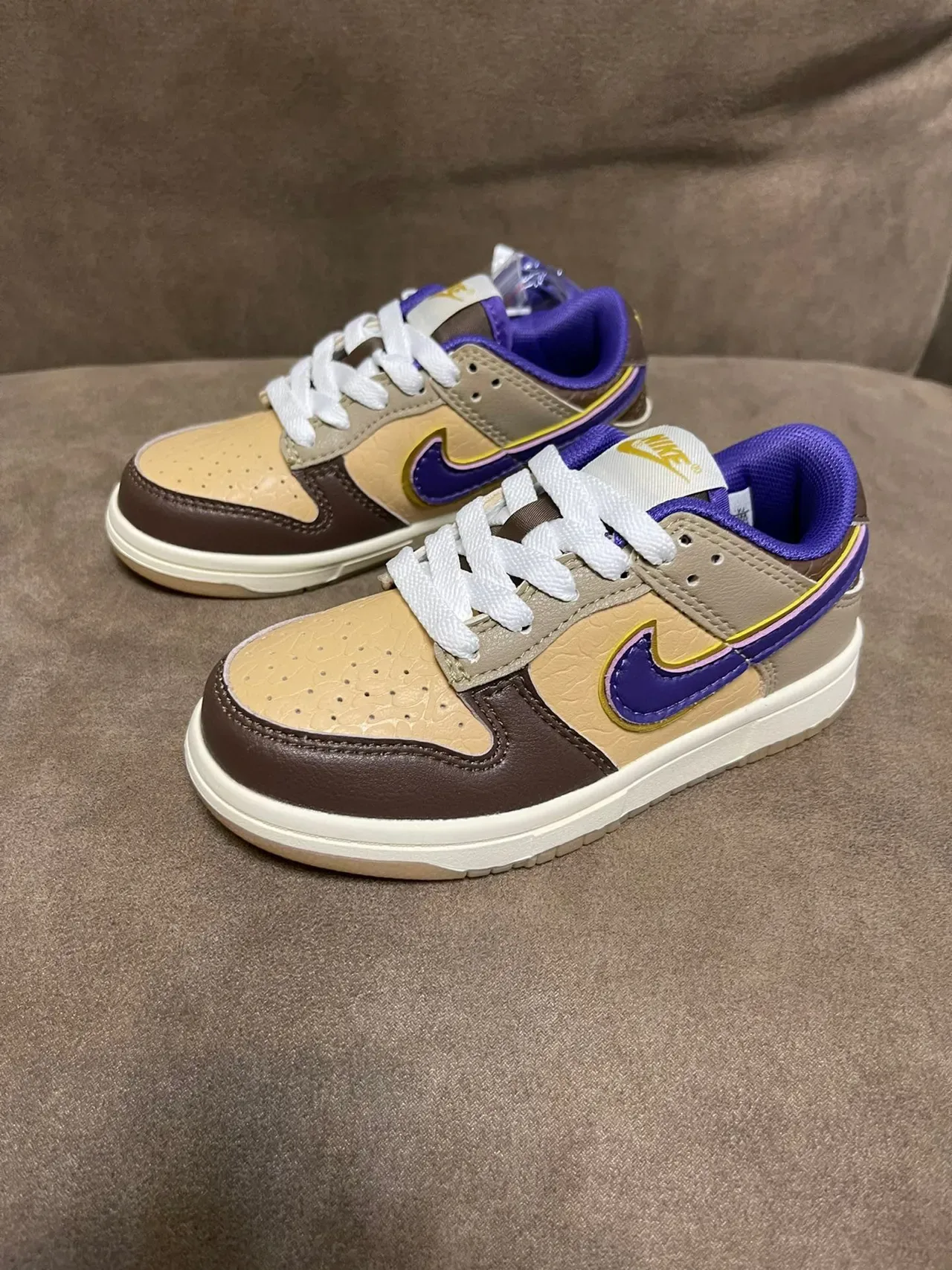 Nike Dunk Low Orange White Lifestyle Sneakers 24