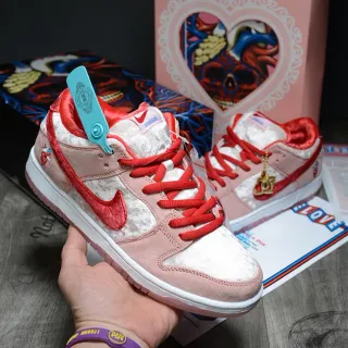 Nike Dunk Low Pink and Red Velvet Lifestyle Sneakers