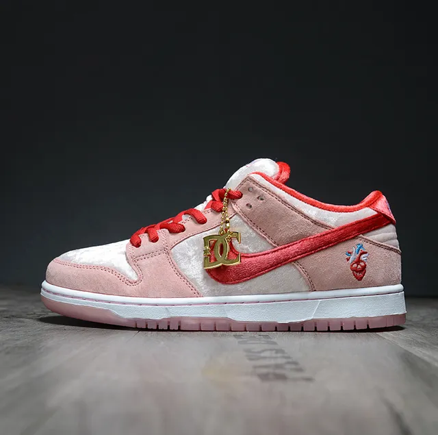 Nike Dunk Low Pink and Red Velvet Lifestyle Sneakers 7