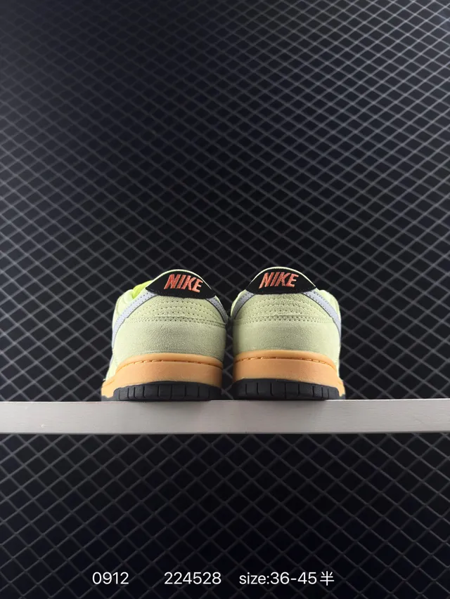 Nike Dunk SB upper de camurça verde cinza Low-Top tênis de skate 2