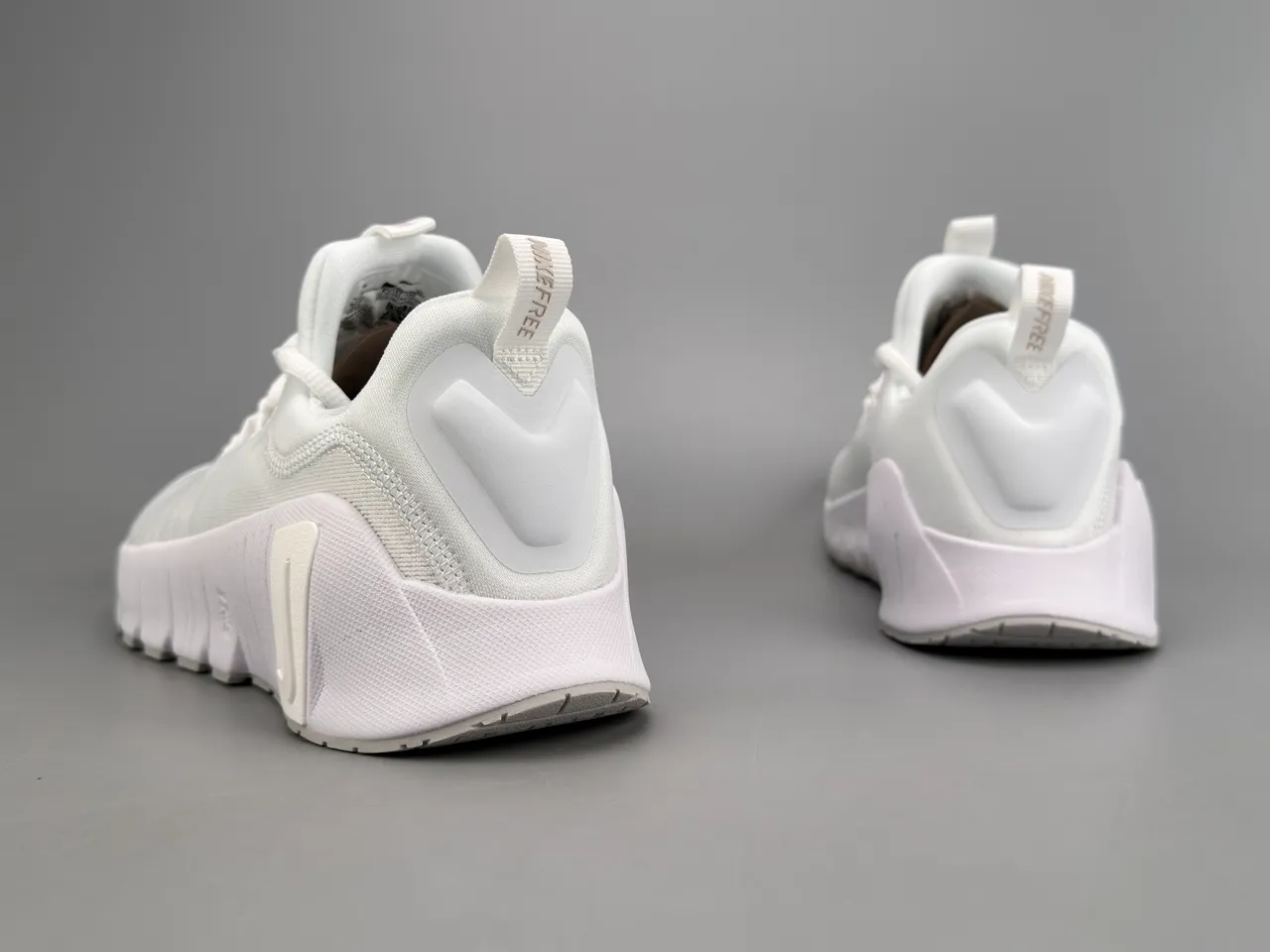 Nike Free RN White Running Shoes 8