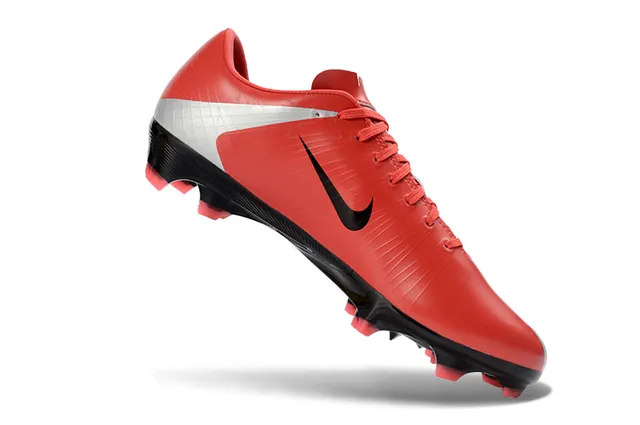 Nike Gold White Metallic Finish Ribbed Synthetic Upper Firm-Ground Soccer Shoes 9