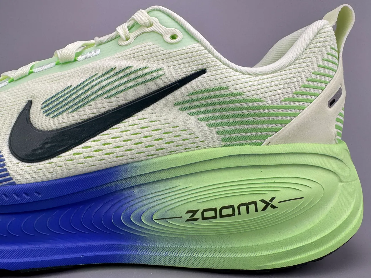 Nike Green Blue Engineered Knit Upper Gradient Midsole Running Shoes 5