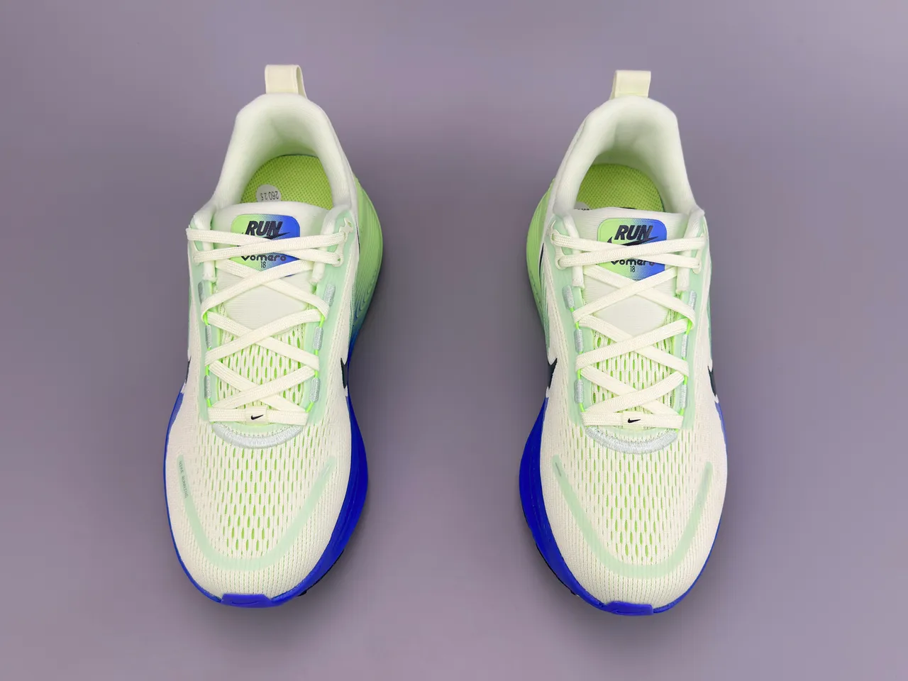 Nike Green Blue Engineered Knit Upper Gradient Midsole Running Shoes 9