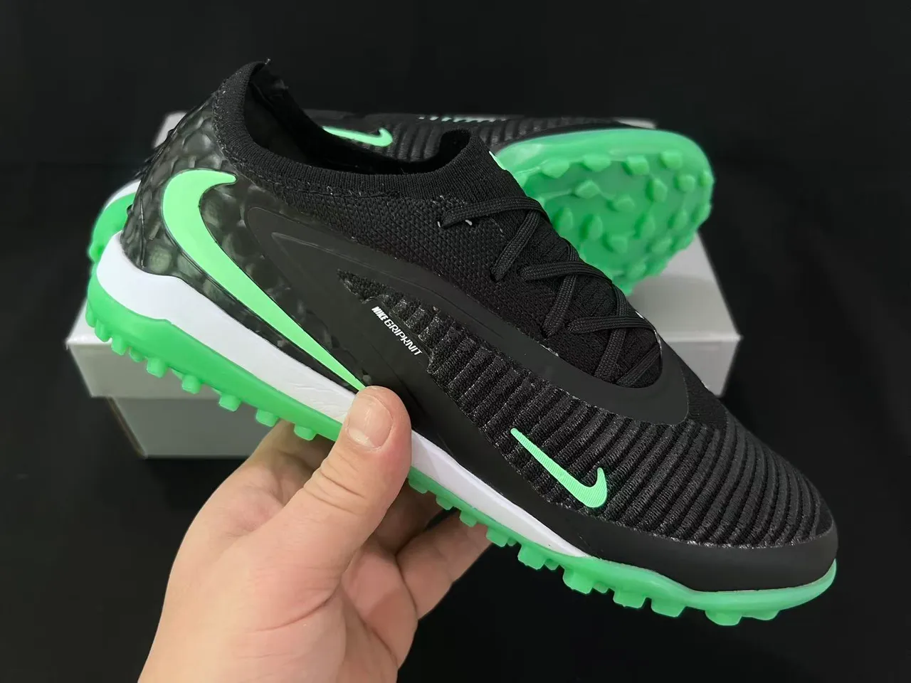 Nike Gripknit Turf Noir et Vert Néon Chaussures de football 13
